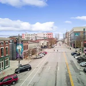 lou-lou-lofts.hotels-louisville.com/
